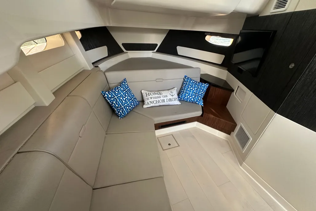 Cabin salon seating