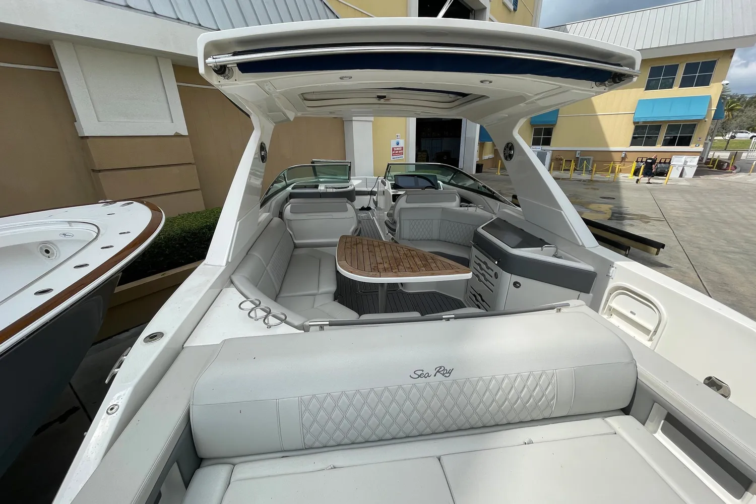 Cockpit table and wet bar