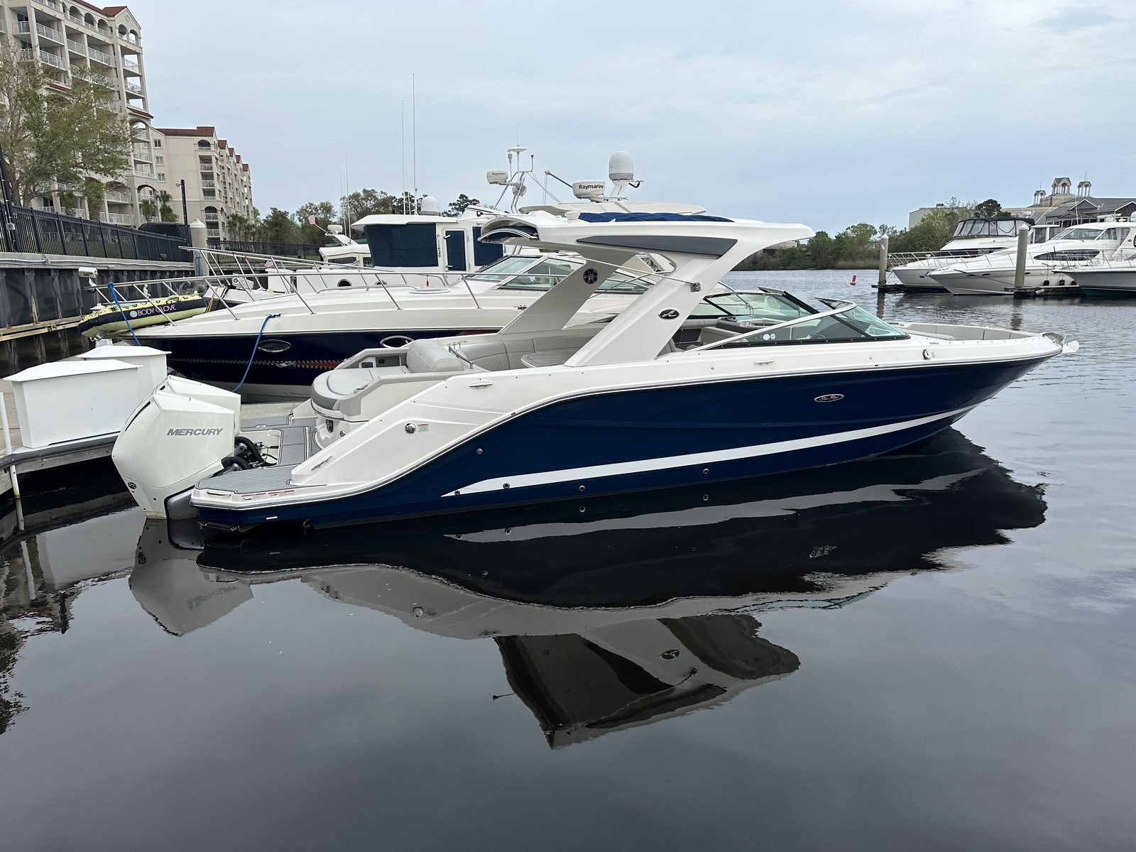 Sea Ray 310 SLX docked